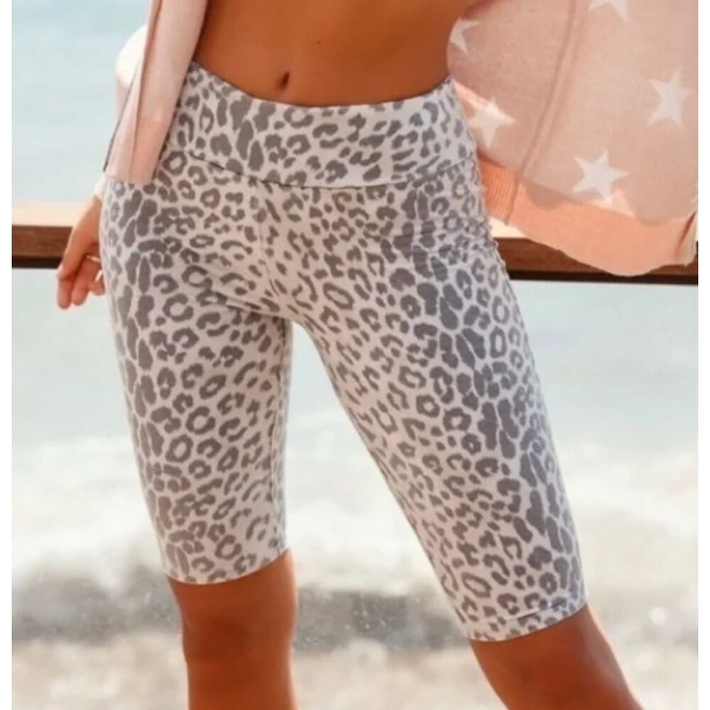 NWT CHASER Quadrablend Animal Leopard Cheetah Print Bike Shorts Size XS